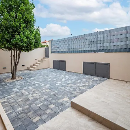 Lägenhet 2 Bedroom Lovely In *