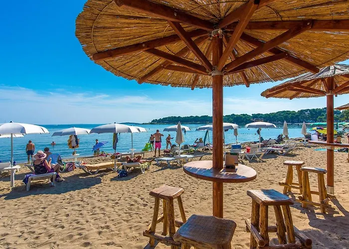 2 Bedroom Lovely In Medulin